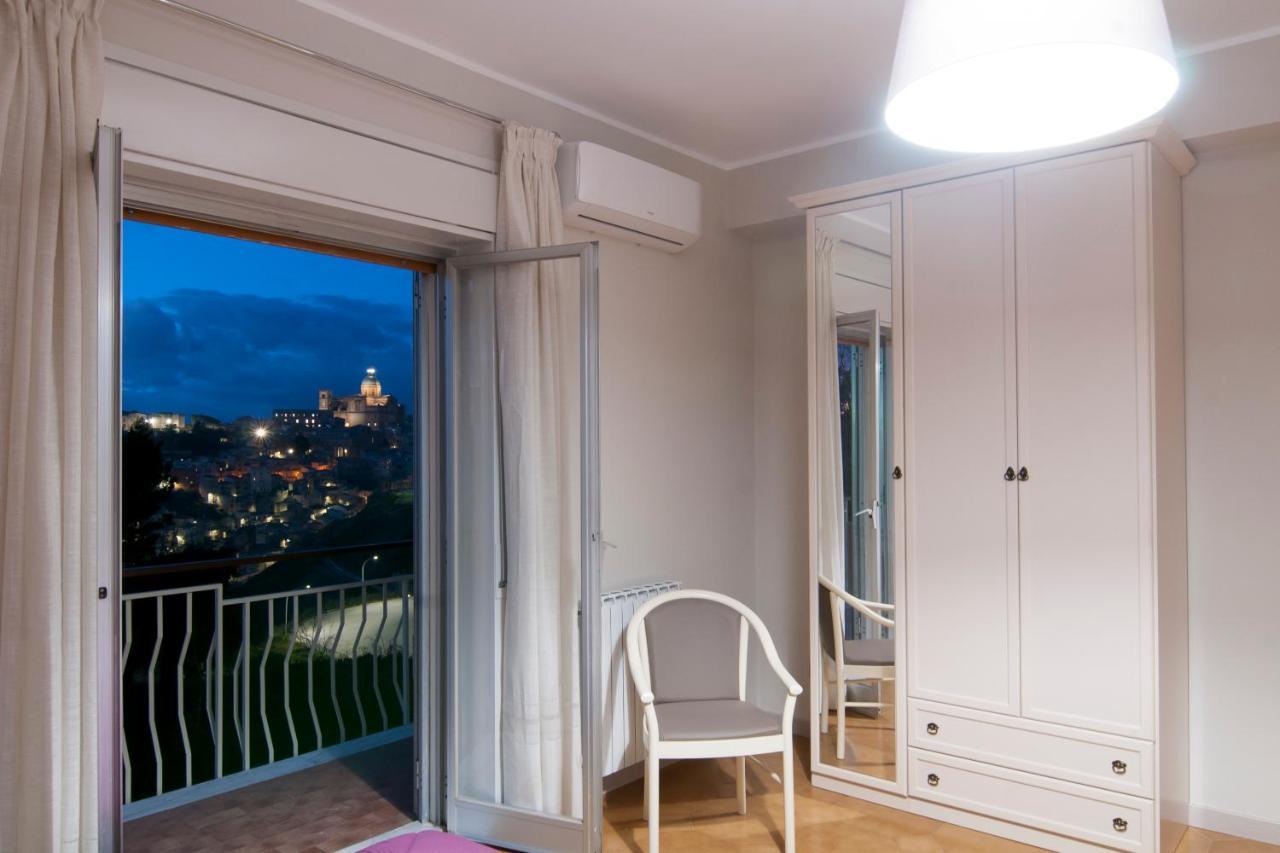 B&B Panorama Пьяцца-Армерина Экстерьер фото